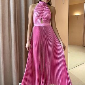 L’Idee Renaissance Gown in Hot Pink